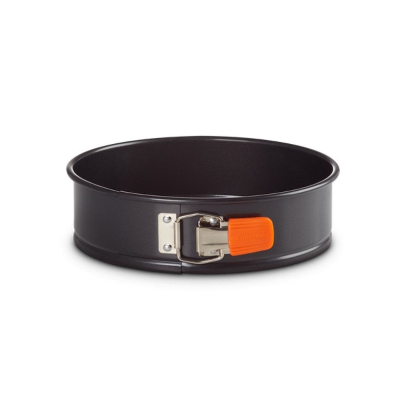 Le Creuset Toughened Non-Stick Round Springform Cake Pan - 16cm