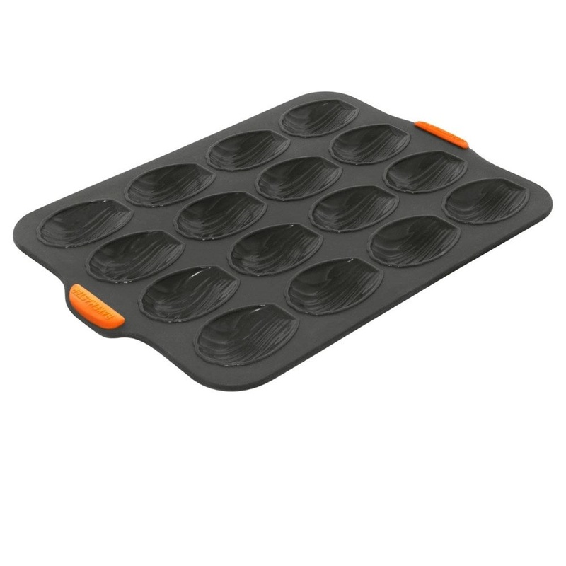 Bakemaster Silicone Madeleine Pan - 16 Cup
