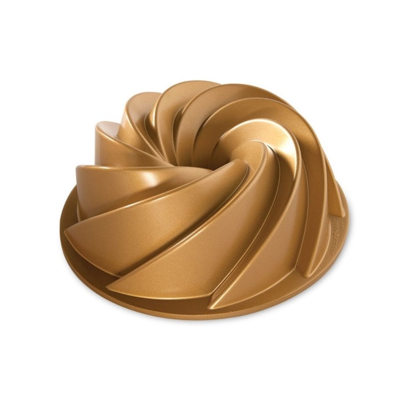 Nordic Ware Heritage Bundt Pan