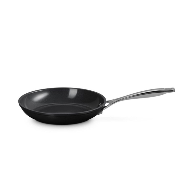 Le Creuset Essential Non-Stick Ceramic Shallow Frying Pan - 24cm
