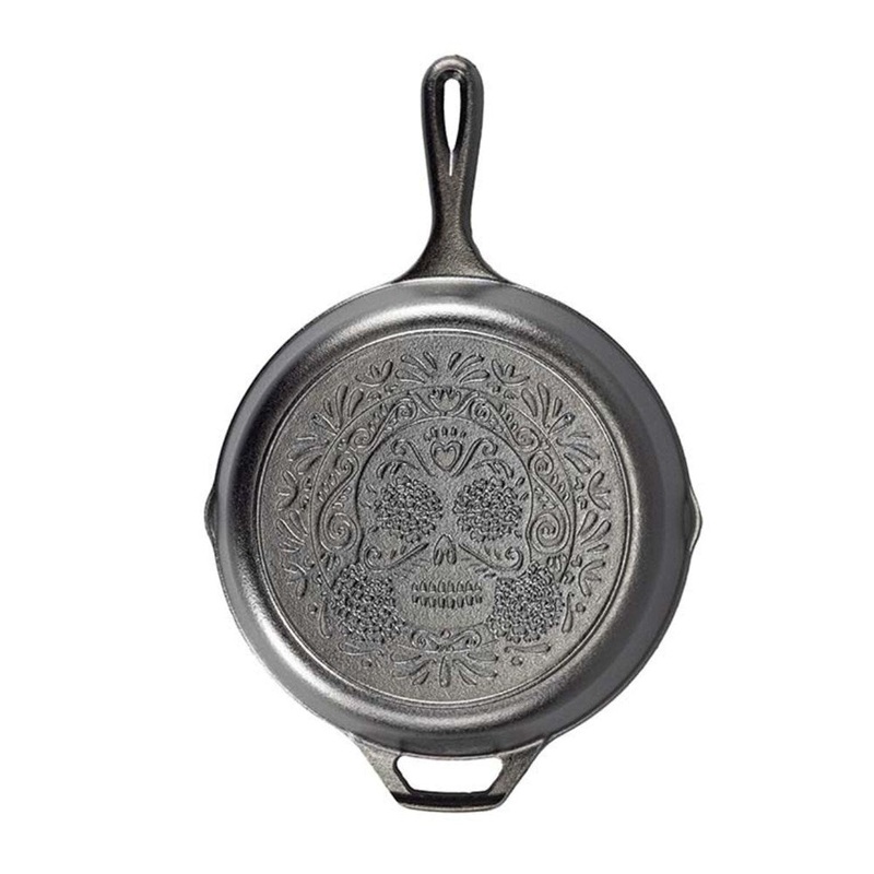 Lodge Cast Iron Sugar Skull Skillet 26cm x 5cm - Collectible Day of the Dead design