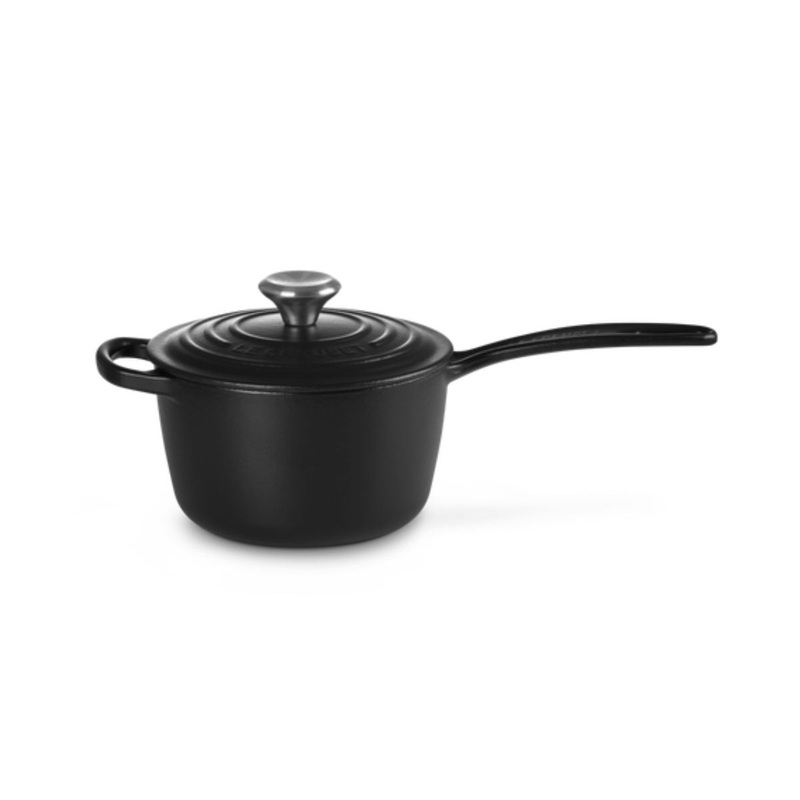 Le Creuset Signature Cast Iron Saucepan - 16cm