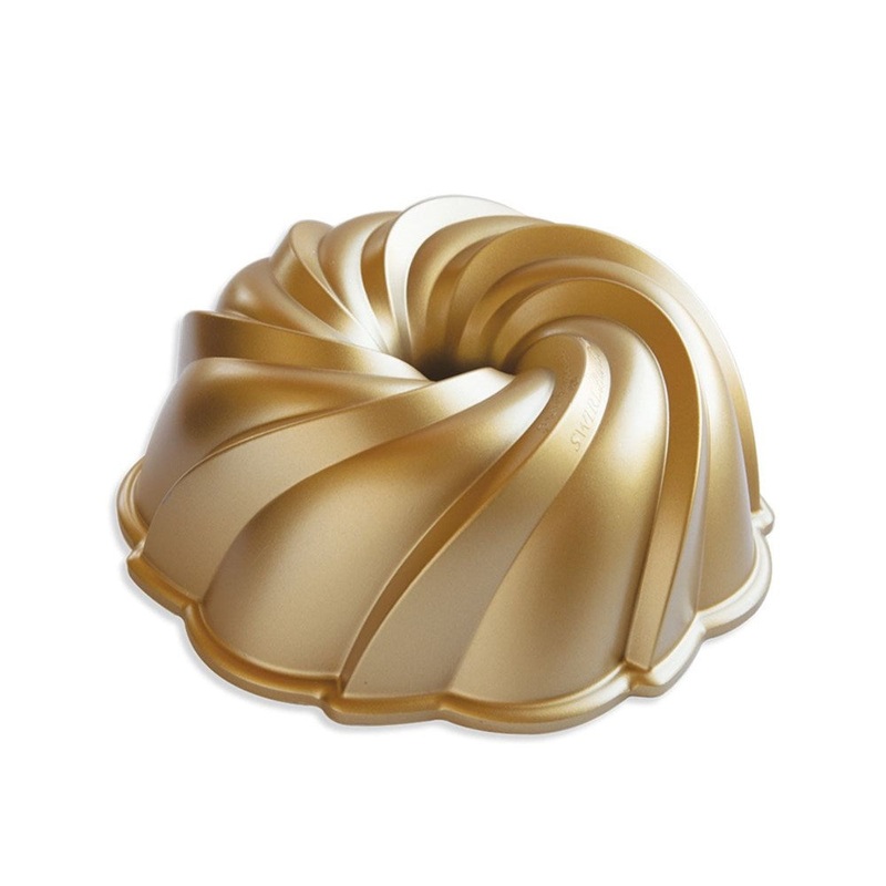 Nordic Ware Swirl Bundt Pan